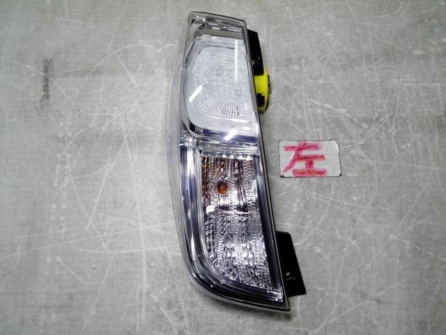 【中古】中古部品 デイズルークス B21A 左ﾃｰﾙﾗﾝﾌﾟ 【3310050100-250129000115600】