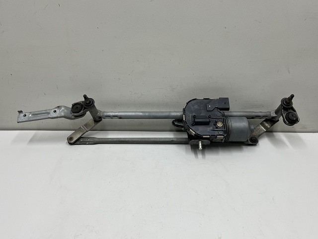 【中古】中古部品 VW ゴルフ 1KCAX ﾌﾛﾝﾄﾜｲﾊﾟｰﾓｰﾀｰ 【3310070100-0000Y0774961600】