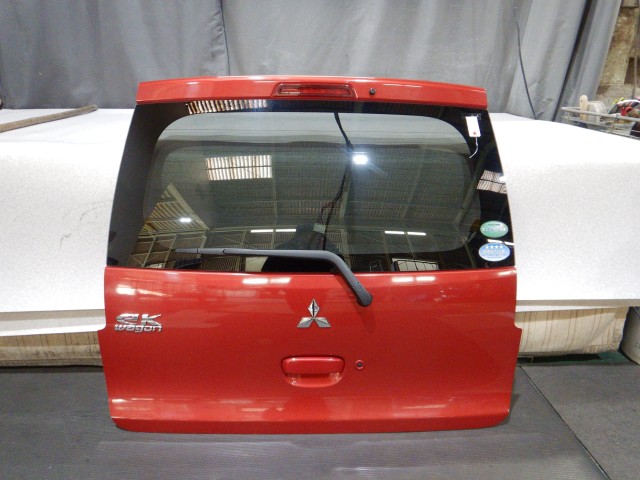 【中古】中古部品 ｅＫワゴン B11W ﾊﾞｯｸﾄﾞｱ 【3330810100-260307000215800】