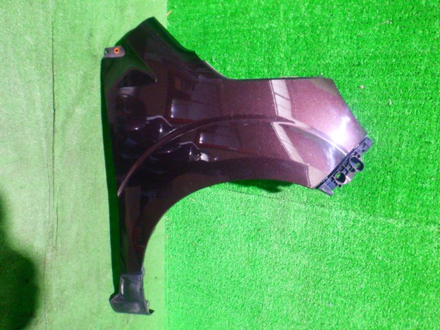 【中古】中古部品 モコ MG33S 右ﾌﾛﾝﾄﾌｪﾝﾀﾞｰ 【3340140100-000026031110600】