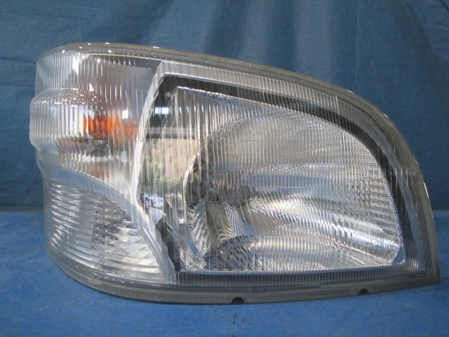 【中古】中古部品 ハイゼット S201P 右ﾍｯﾄﾞﾗﾝﾌﾟ 【3310160100-000004507310800】 21,780円
