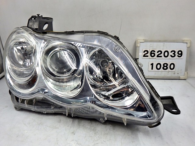 【中古】中古部品 マークＸ GRX120 右ﾍｯﾄﾞﾗﾝﾌﾟ 【3330890100-000026203910800】