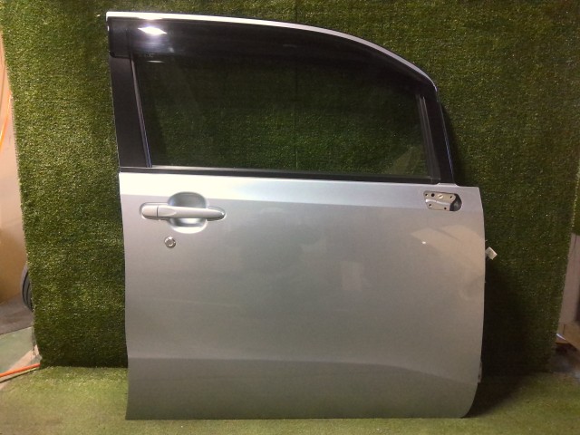 【中古】中古部品 ステラ LA150F 右ﾌﾛﾝﾄﾄﾞｱ 【3260460000-260310000413100】