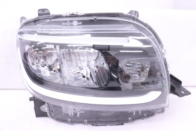 【中古】中古部品 タント LA650S 右ﾍｯﾄﾞﾗﾝﾌﾟ 【3260520000-260311500810800】