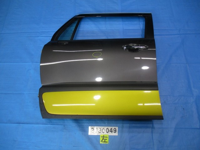 【中古】中古部品 クロスビー MN71S 左ﾌﾛﾝﾄﾄﾞｱ 【3310040100-000263004913200】