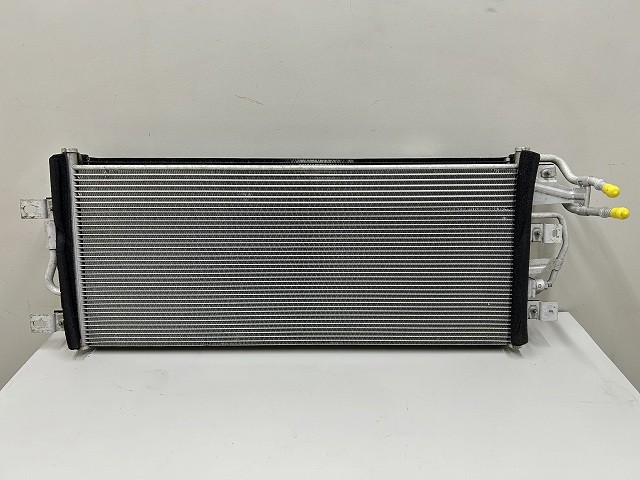 【中古】中古部品 フォード エクスプローラー 1FMHK9 ｺﾝﾃﾞﾝｻｰ 【3310070100-000090778660600】｜e-cleマート 25,937円