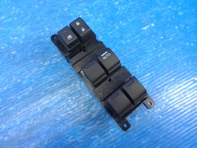 【中古】中古部品 Ｎ－ＢＯＸ JF3 ﾊﾟﾜｰｳｲﾝﾄﾞｳｽｲｯﾁ 【3310550000-260216000161900】