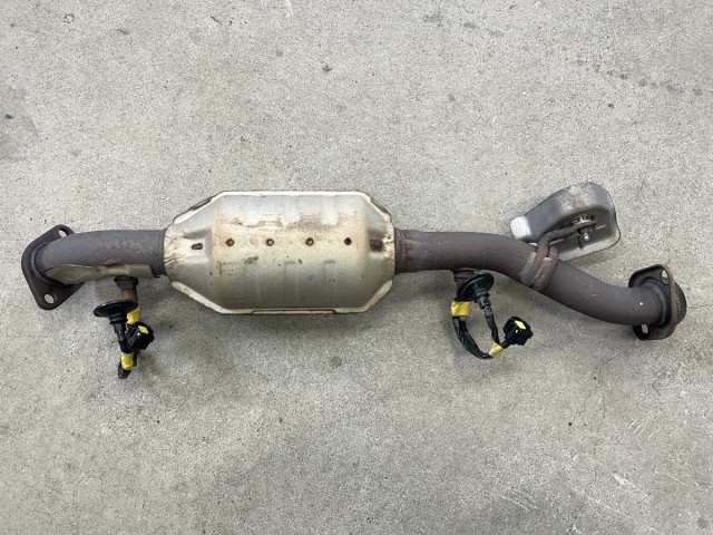 【中古】中古部品 デリカＤ5 CV5W ｴｷｿﾞｰｽﾄｾﾝﾀｰﾏﾌﾗｰ 【3330650100-000263002022300】