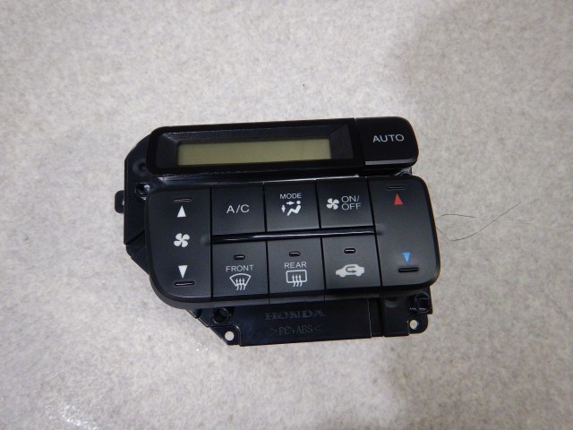 【中古】中古部品 Ｎ－ＢＯＸ JF1 A/Cｽｲｯﾁﾊﾟﾈﾙ 【3330810100-260310000660900】