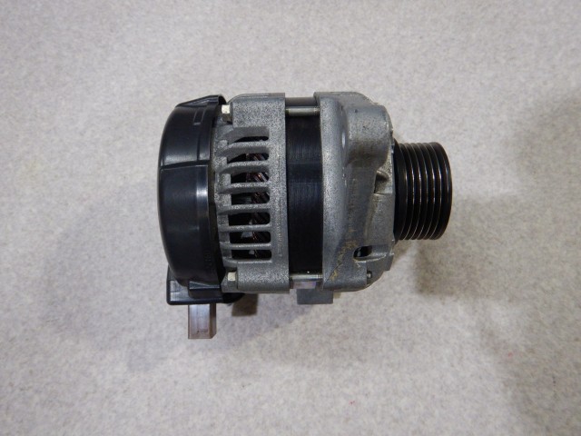 【中古】中古部品 ハイゼット S700V ｵﾙﾀﾈｰﾀｰ 【3330810100-260309000560200】