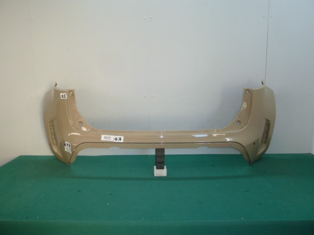 【中古】中古部品 ヤリスクロス MXPJ10 ﾘｱﾊﾞﾝﾊﾟｰ 【3380050000-000038117415100】