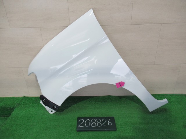 【中古】中古部品 タント L375S 左ﾌﾛﾝﾄﾌｪﾝﾀﾞｰ 【3310120100-260219000410700】