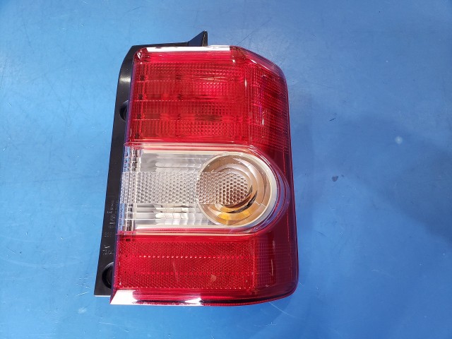 【中古】中古部品 ムーヴコンテ L575S 右ﾃｰﾙﾗﾝﾌﾟ 【3310590000-202603039315500】