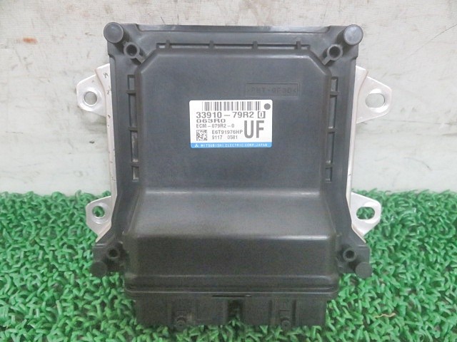 【中古】中古部品 スペーシア MK53S ｴﾝｼﾞﾝｺﾝﾋﾟｭｰﾀｰ 【3330380100-000038004763100】