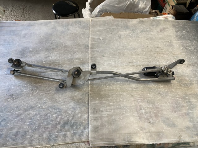 【中古】中古部品 ノート E11 ﾌﾛﾝﾄﾜｲﾊﾟｰﾓｰﾀｰ 【3330580100-000263002561600】