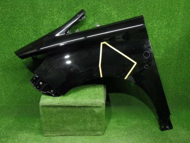 【中古】中古部品 ヴェルファイア AAHH40W 左ﾌﾛﾝﾄﾌｪﾝﾀﾞｰ 【3380010000-260312502510700】