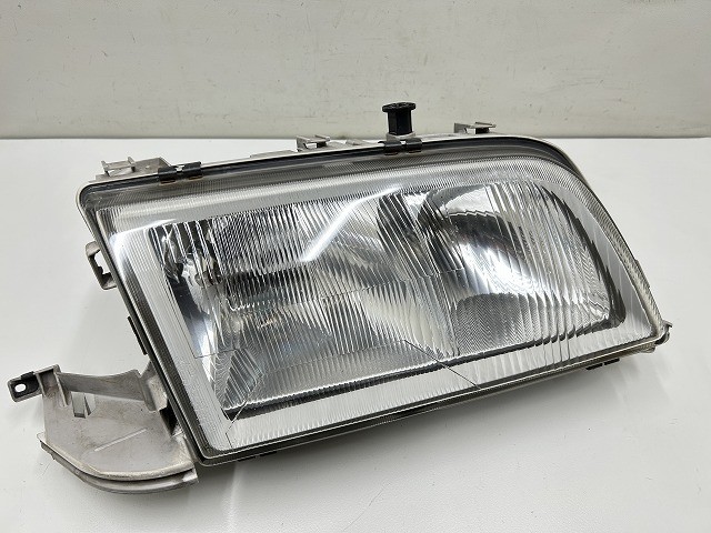 【中古】中古部品 ベンツ Cクラス 202020 右ヘッドランプ 【3310070100-000090778710800】|e-cleマート