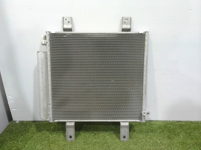 【中古】中古部品 ハイゼット S700V ｺﾝﾃﾞﾝｻｰ 【3310090100-202602088160600】