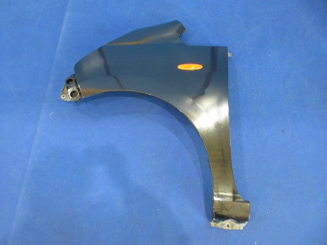 【中古】中古部品 ムーヴ LA100S 左ﾌﾛﾝﾄﾌｪﾝﾀﾞｰ 【3310590000-202603044110700】 10,989円