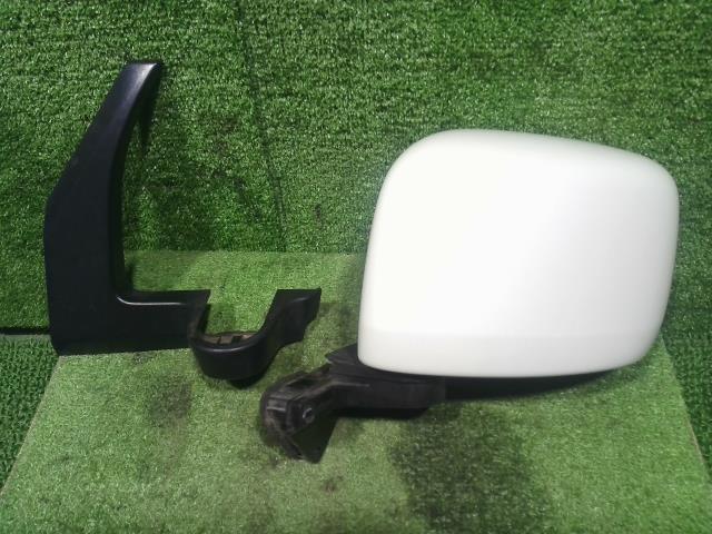 【中古】中古部品 ＭＲワゴン MF33S 左ｻｲﾄﾞﾐﾗｰ 【3330900100-000026007313600】