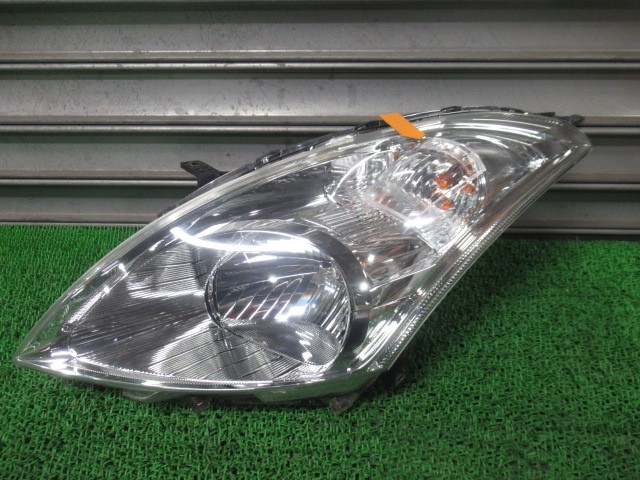 【中古】中古部品 スイフト ZC72S 左ﾍｯﾄﾞﾗﾝﾌﾟ 【3330540100-260210000110900】