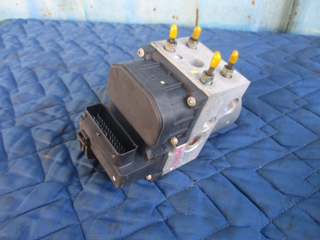【中古】中古部品 バモス HM1 ABSｱｸﾁｭｴｰﾀｰ 【3540020100-000008031042500】