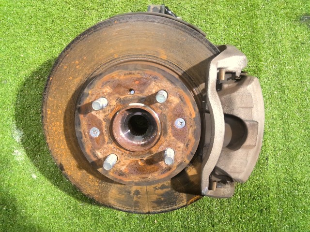 【中古】中古部品 フィット GR1 右ﾌﾛﾝﾄﾅｯｸﾙﾊﾌﾞ 【3260460000-260313000744310】