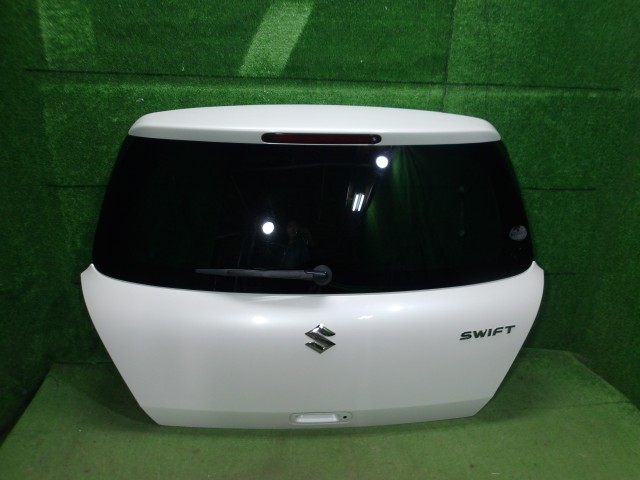 【中古】中古部品 スイフト ZD11S ﾊﾞｯｸﾄﾞｱ 【3330420100-260307000115800】