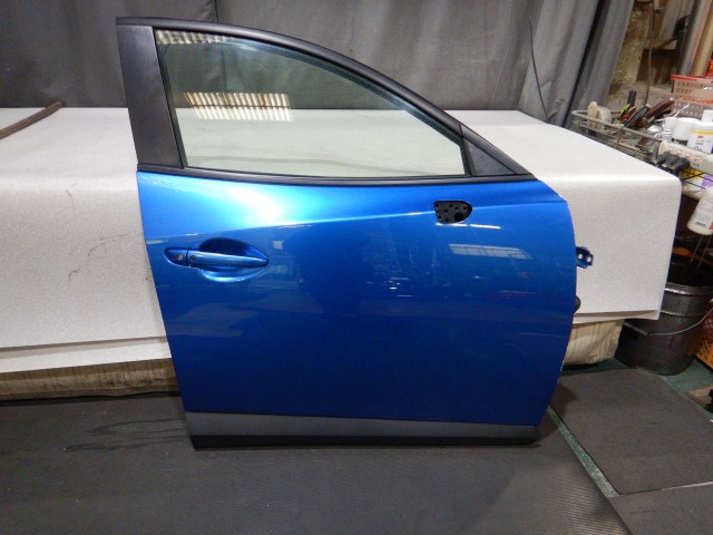 【中古】中古部品 ＣＸ－３ DK5FW 右ﾌﾛﾝﾄﾄﾞｱ 【3330810100-260313000313100】