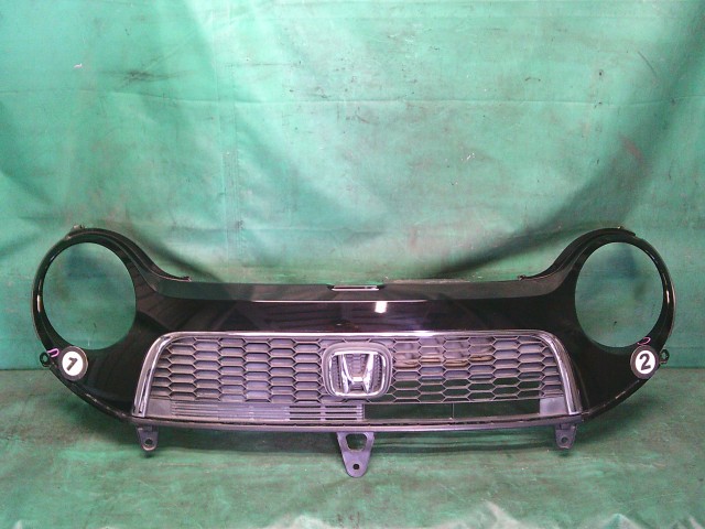 【中古】中古部品 N-ONE JG1 ラジエータグリル 【3330990500-260316000110400】