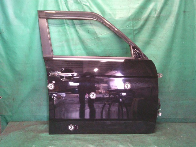 【中古】中古部品 Ｎ－ＯＮＥ JG1 右ﾌﾛﾝﾄﾄﾞｱ 【3330990500-260316000113100】