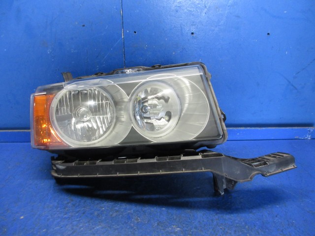 【中古】中古部品 クロスロード RT1 右ヘッドランプ 【3310270100-000015254510800】|e-cleマート