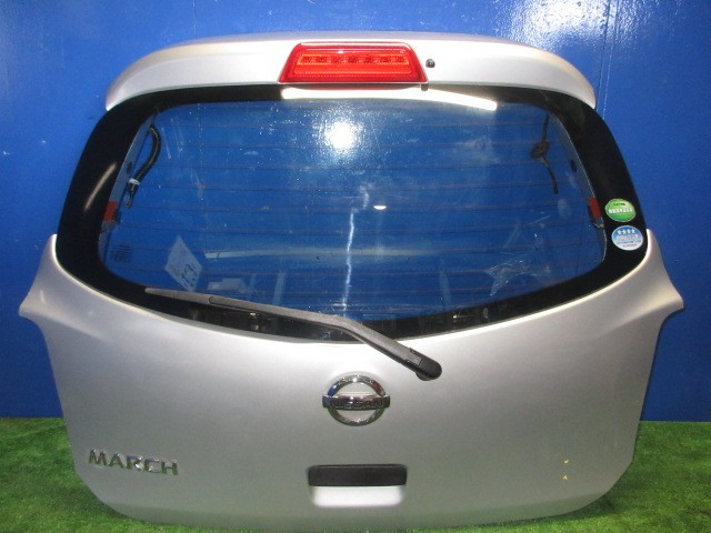 【中古】中古部品 マーチ K13 ﾊﾞｯｸﾄﾞｱ 【3310270100-000015260815800】