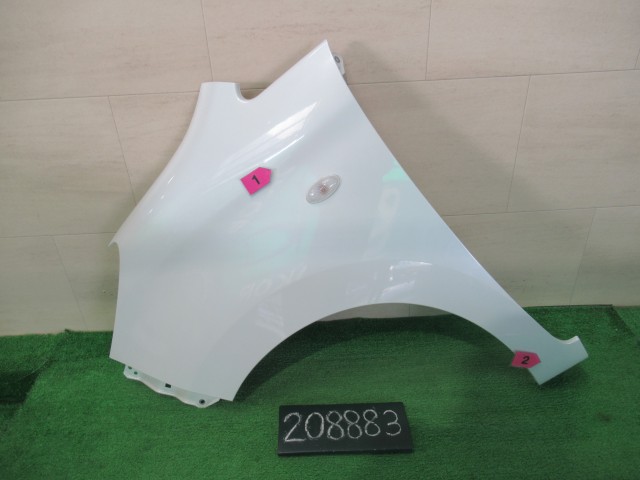 【中古】中古部品 ソリオ MA15S 左ﾌﾛﾝﾄﾌｪﾝﾀﾞｰ 【3310120100-260318000410700】