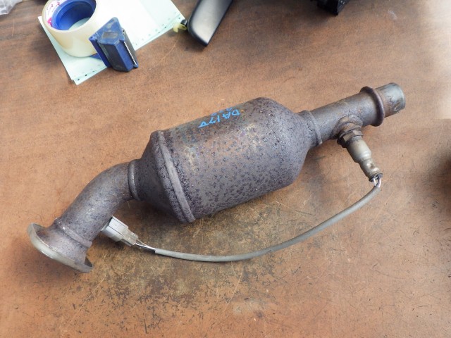 【中古】中古部品 エブリィ DA17V ﾌﾛﾝﾄｴｷｿﾞｰｽﾄﾊﾟｲﾌﾟ 【3331010800-000024125222200】 35,250円