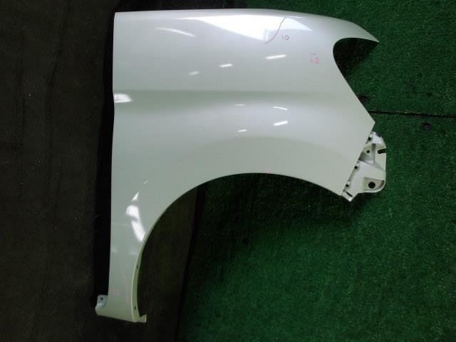 【中古】中古部品 タント LA600S 右ﾌﾛﾝﾄﾌｪﾝﾀﾞｰ 【3340220100-000227014210600】
