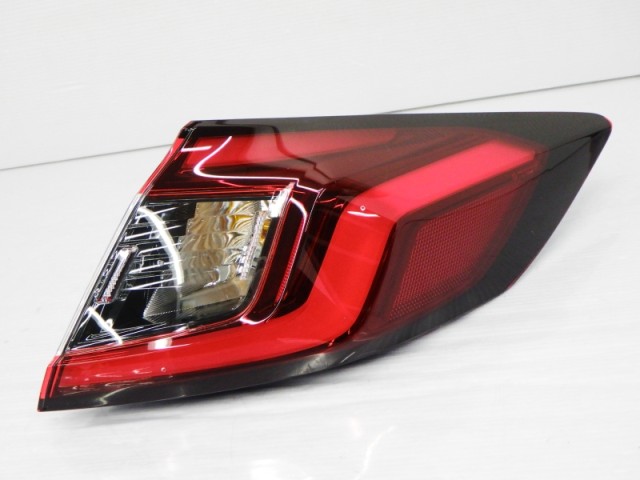 【中古】再生部品 シビック FL1 右ﾃｰﾙﾗﾝﾌﾟ 【3380010000-260318501115500】