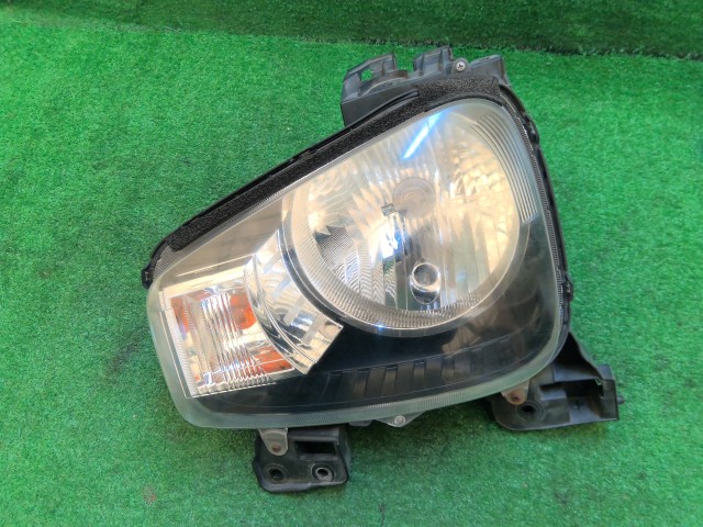 【中古】中古部品 アルト HA36S 左ﾍｯﾄﾞﾗﾝﾌﾟ 【3260240000-260319000110900】