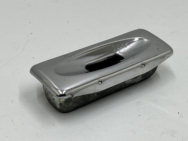【中古】中古部品 ローバー ミニ 99XL 灰皿 【3310070100-0000Y0775770251】 9,450円