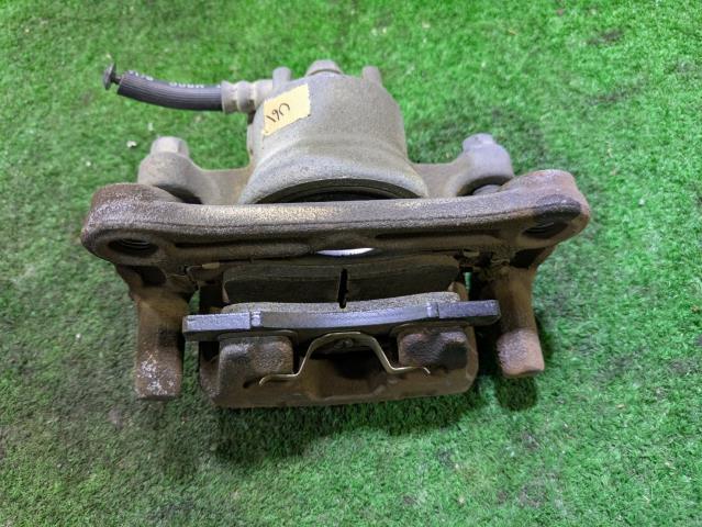 【中古】中古部品 ミニキャブ U61V 右ﾌﾛﾝﾄｷｬﾘﾊﾟｰ 【3310080100-260202000144330】