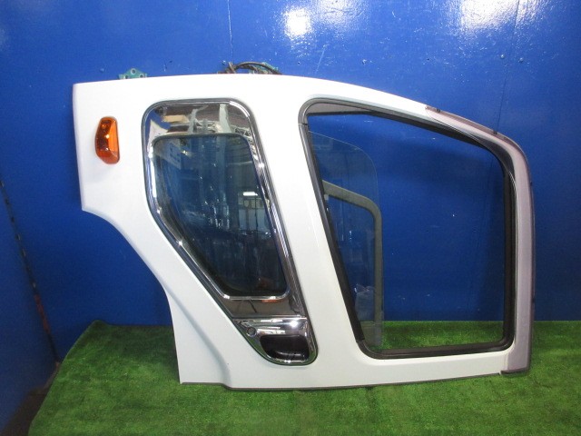 【中古】中古部品 ファイター FK61F 左ﾌﾛﾝﾄﾄﾞｱ 【3310270100-000015283913200】 38,253円