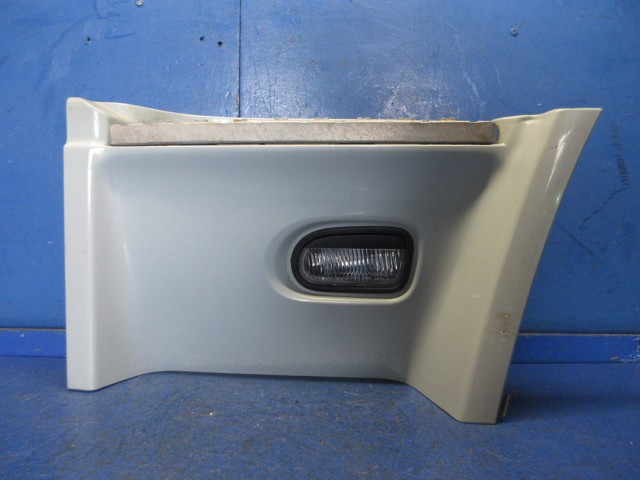 【中古】中古部品 UDトラクター GK6XAB 左ｻｲﾄﾞｽﾃｯﾌﾟ 【3310270100-000015244013800】 9,636円