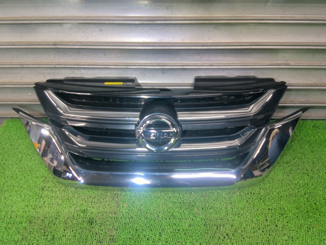 【中古】中古部品 セレナ GFC27 ﾗｼﾞｴｰﾀｸﾞﾘﾙ 【3330540100-260129000110400】
