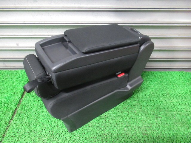 【中古】中古部品 セレナ GFC27 ﾘｱｼｰﾄ 【3330540100-260129000170800】