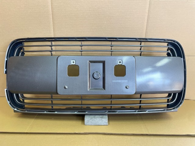 【中古】中古部品 ポルテ NSP141 ラジエータグリル 【3330650100-000263002810400】