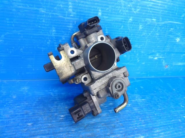 【中古】中古部品 エブリィ DA62V ｽﾛｯﾄﾙﾎﾞﾃﾞｨ 【3310550000-260303001420300】