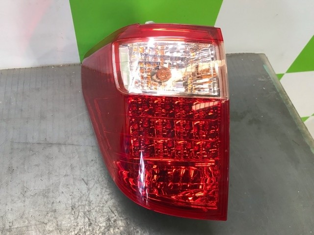 【中古】中古部品 アルファード GGH20W 左ﾃｰﾙﾗﾝﾌﾟ 【3330530100-000005541415600】