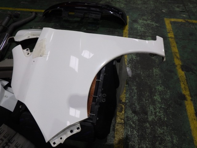 【中古】中古部品 ｅＫワゴン B11W 左ﾌﾛﾝﾄﾌｪﾝﾀﾞｰ 【3331010800-000024043310700】