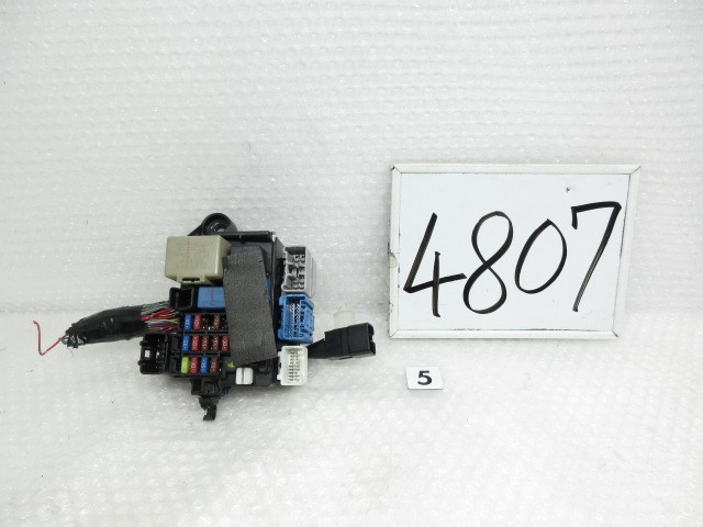 【中古】中古部品 タウンエース S402M ﾋｭｰｽﾞﾎﾞｯｸｽ 【3500170000-260321500967800】