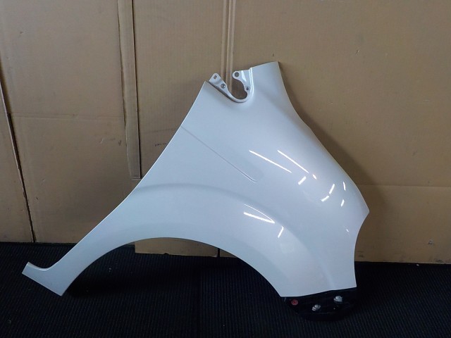 【中古】中古部品 ポルテ NSP140 右フロントフェンダー 【3260200000-260318000410600】